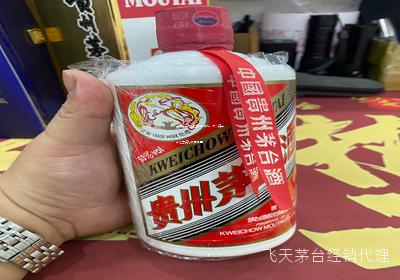 茅台专卖店加盟条件揭秘：投入资金与经营资格双向考量