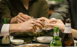 2025年白酒加盟项目推荐理由：热门投资选择，品牌优势显著，市场前景广阔