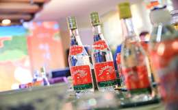 2025年热门商机：名牌散白酒加盟，抢占市场先机