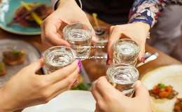 2025年全国白酒经销商店铺数量统计，全国白酒经销商店铺数量一览