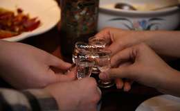 2025年光良白酒加盟官网电话查询，官方联系方式快速获取