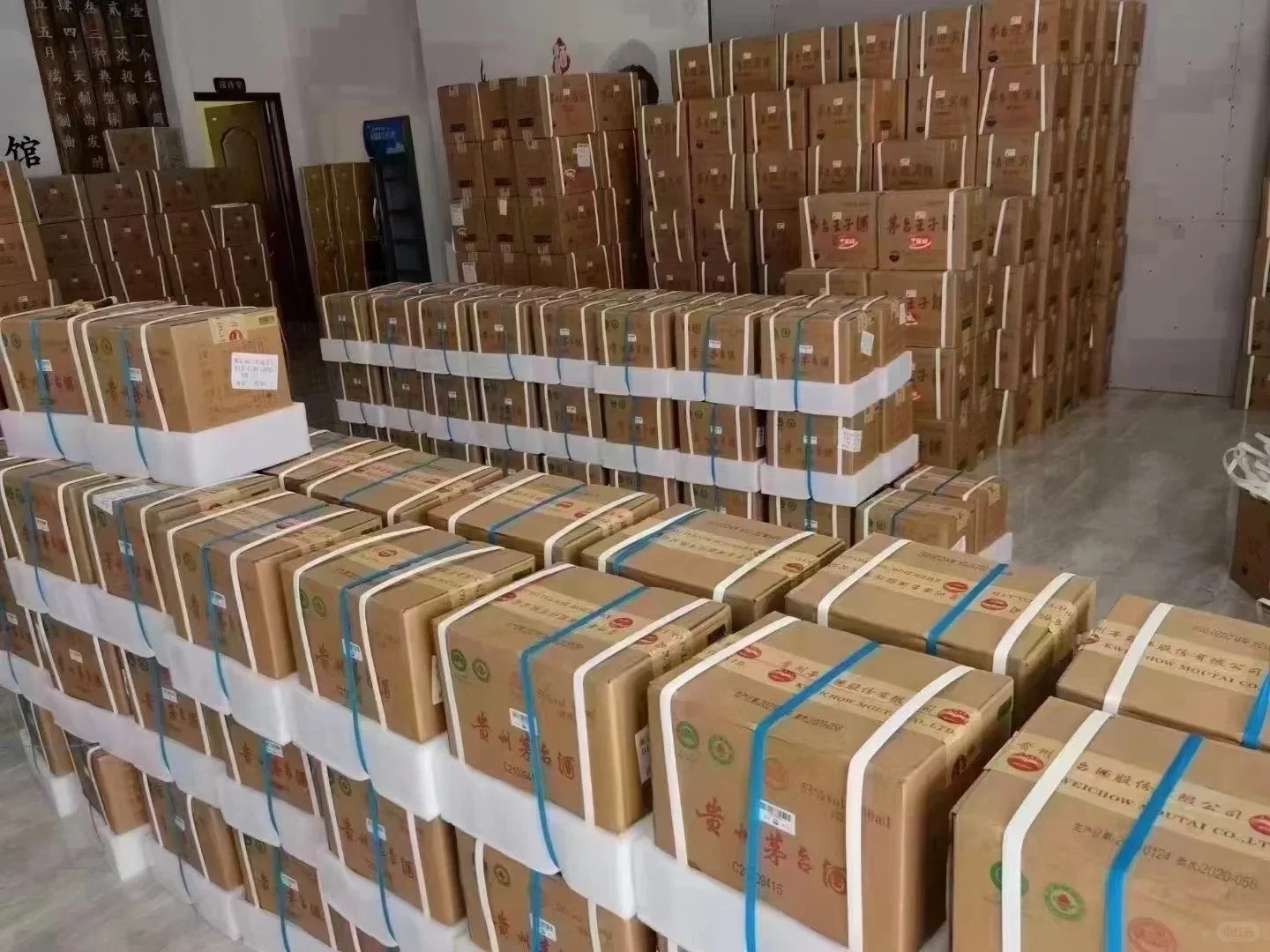 胖东来，酒断货了吗，市场反应如何