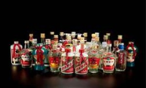2025年白酒加盟招商厂家定制费用合理范围是多少，揭秘行业定价标准